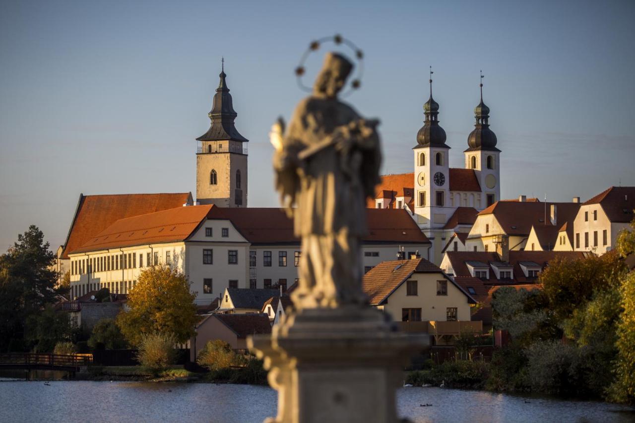 Penzion Pansky Dvur Telč Buitenkant foto